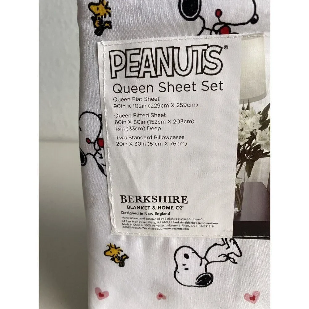 Peanuts Snoopy Woodstock Hearts Valentines Day QUEEN Size Sheet Set‎ Soft NEW